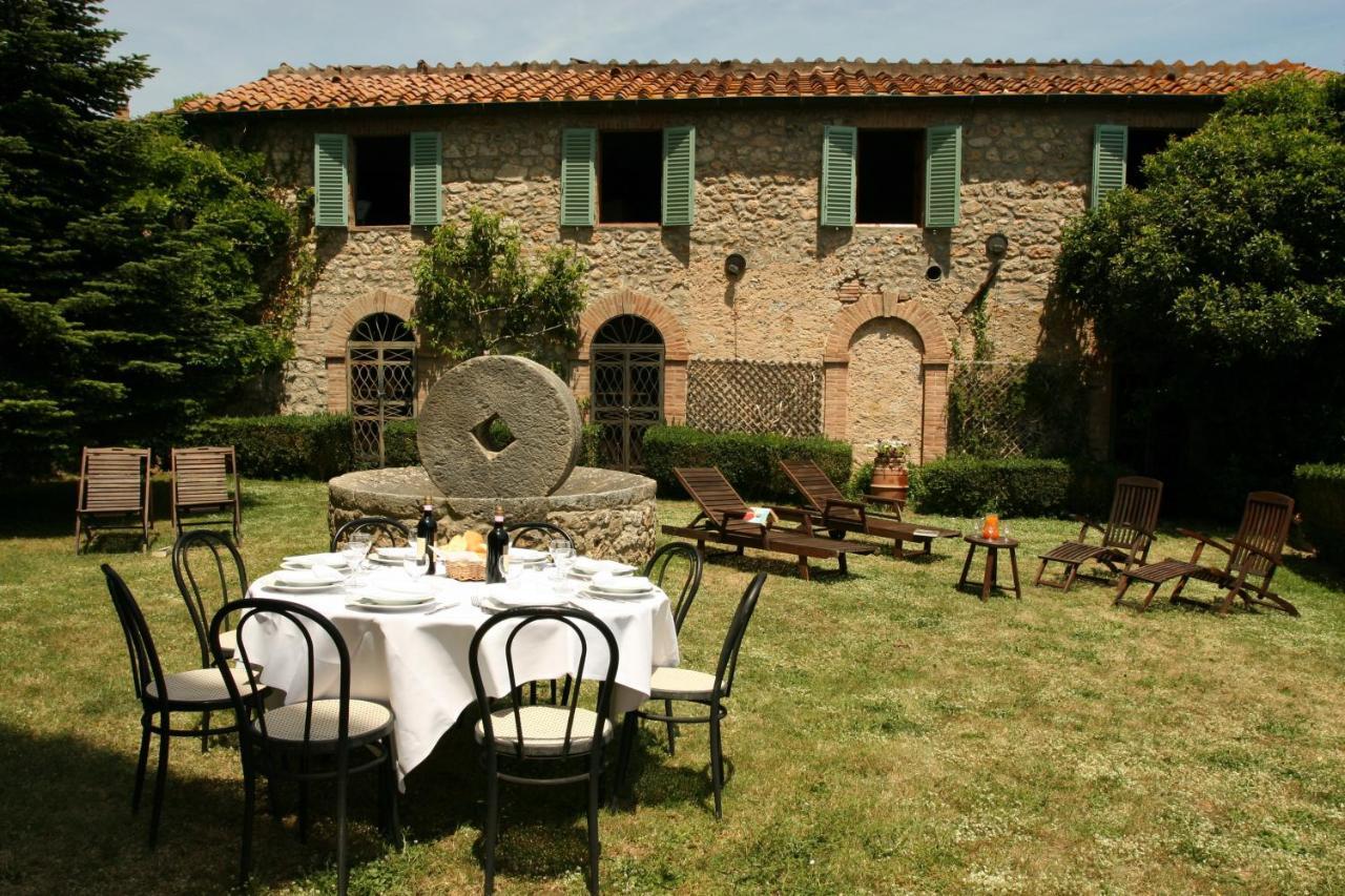 Castello Di Sovicille - Residenza D'Epoca Bed and Breakfast Exteriör bild
