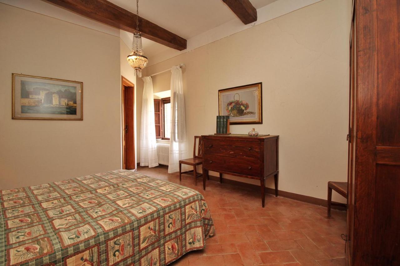 Castello Di Sovicille - Residenza D'Epoca Bed and Breakfast Exteriör bild