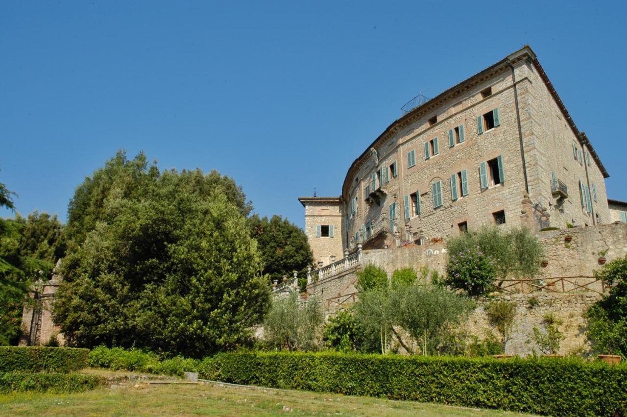 Castello Di Sovicille - Residenza D'Epoca Bed and Breakfast Exteriör bild