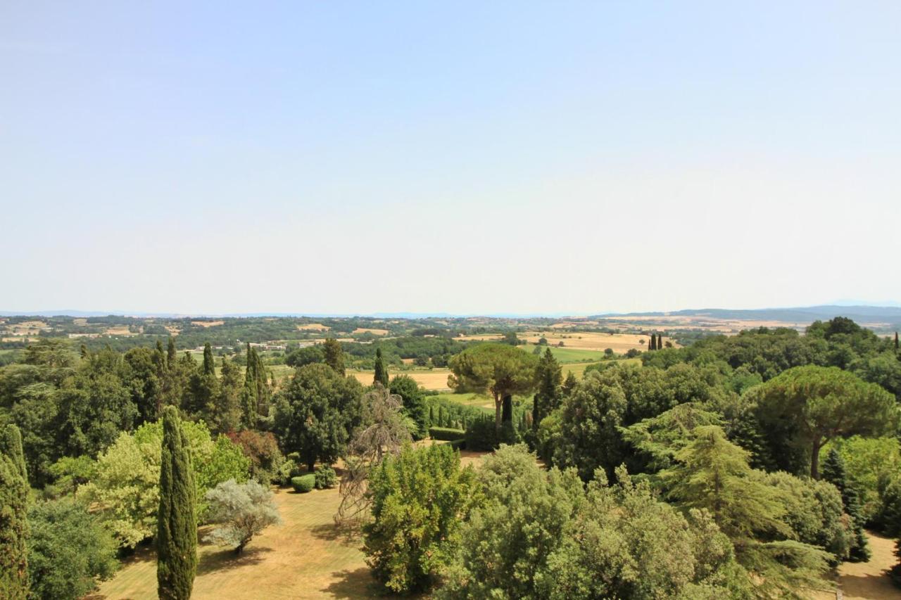 Castello Di Sovicille - Residenza D'Epoca Bed and Breakfast Exteriör bild