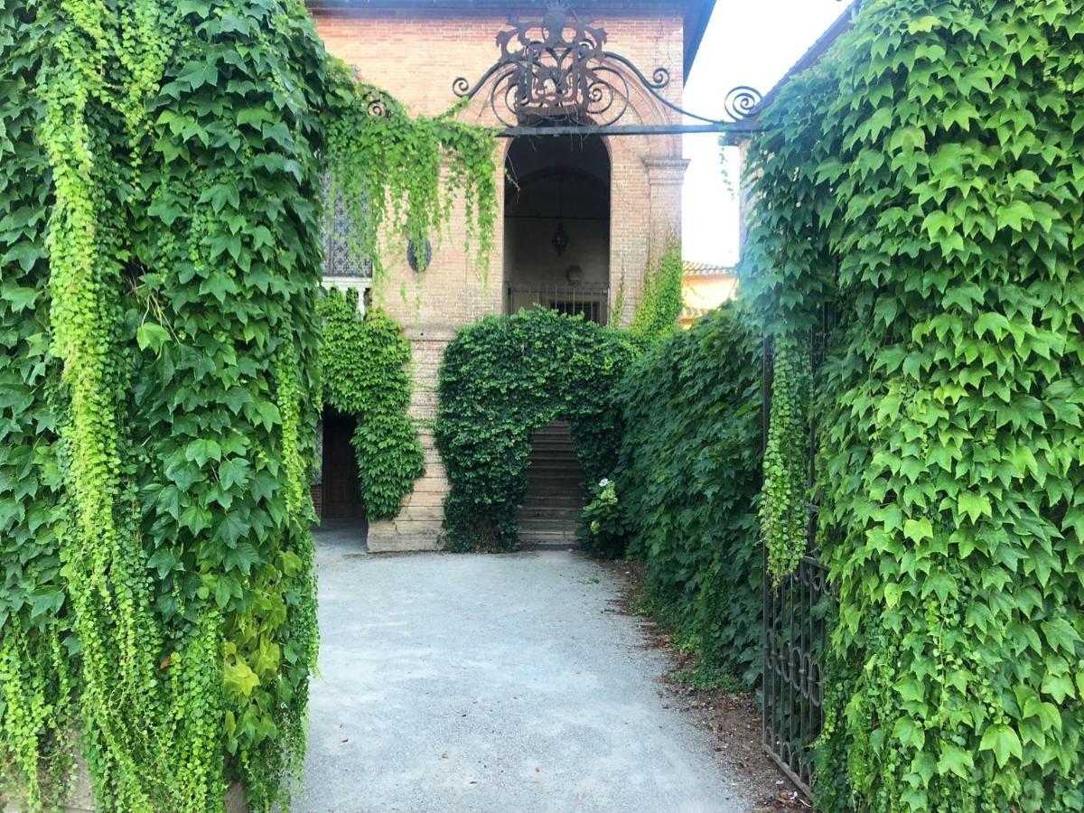 Castello Di Sovicille - Residenza D'Epoca Bed and Breakfast Exteriör bild